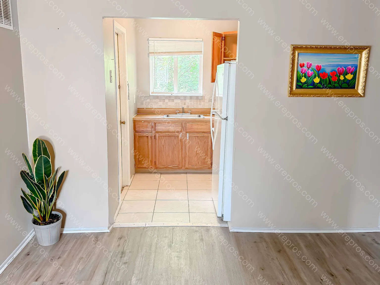 2 bed, 650 sqft, $850 — Photo 2