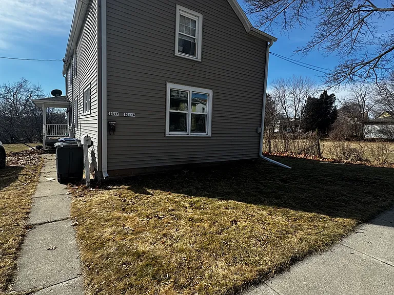 1611 Ontario Ave #1 — Photo 15
