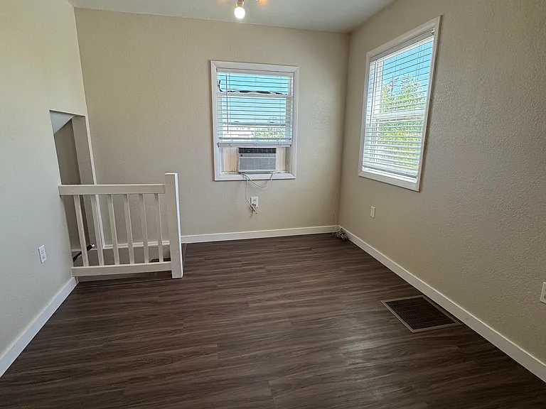 1464 Adams St #A — Photo 17