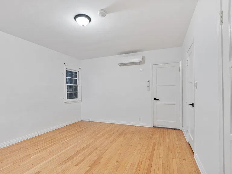 1429 Ellsmere Ave — Photo 16