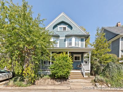 609 Stanley Ter NE, Grand Rapids, MI, 49503