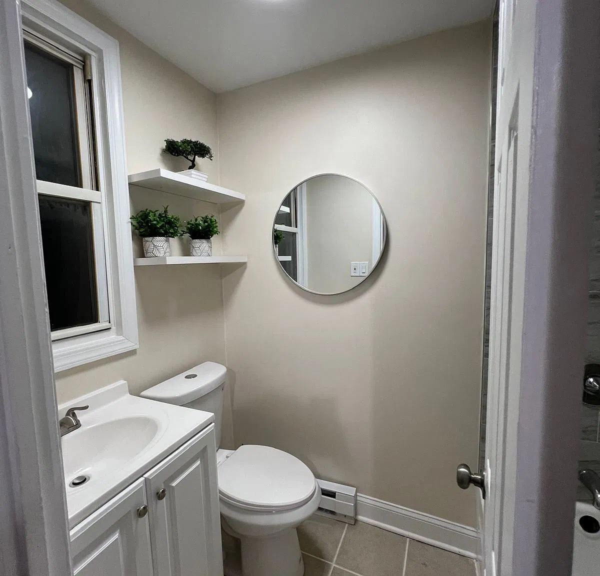 3 bed, $2,400 — Photo 3