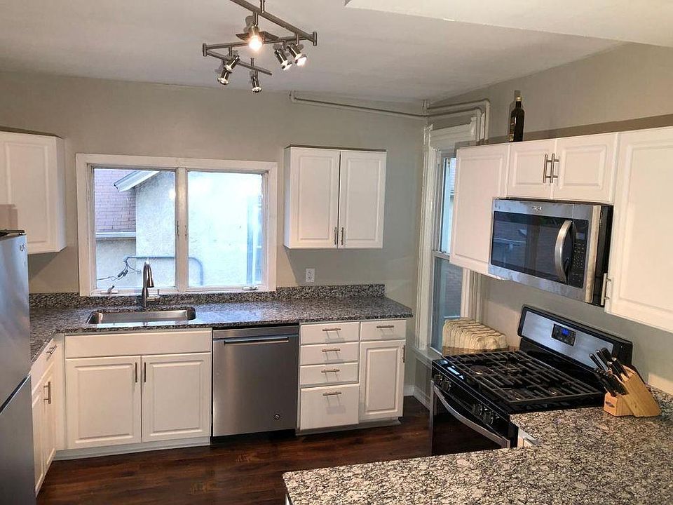 brand new, renovated kitchen