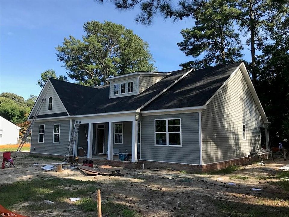 1st image of 1551 Michigan Ave