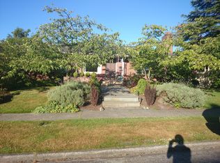 1941 Edgemont Pl W, Seattle, WA 98199