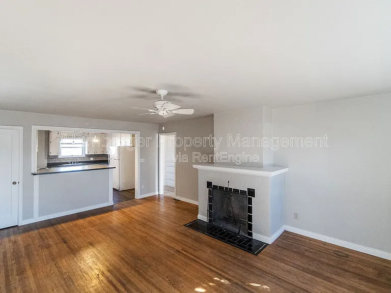 11 E Rich Ave #3 — Photo 3