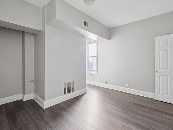 3rd image of 4163 Ridge Ave #2