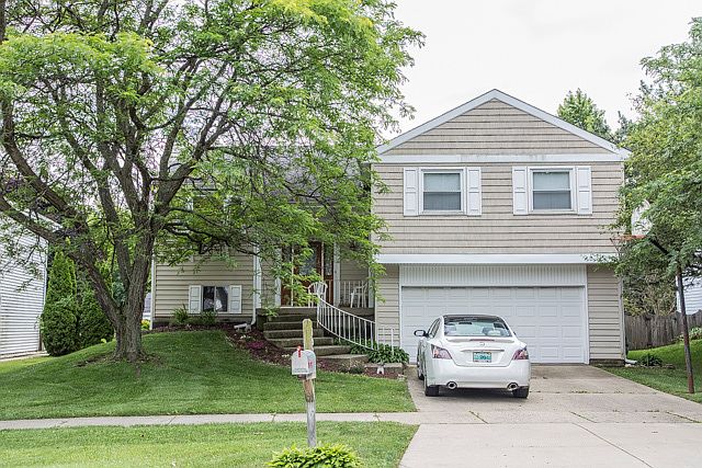 1st image of 793 W Appletree Ln