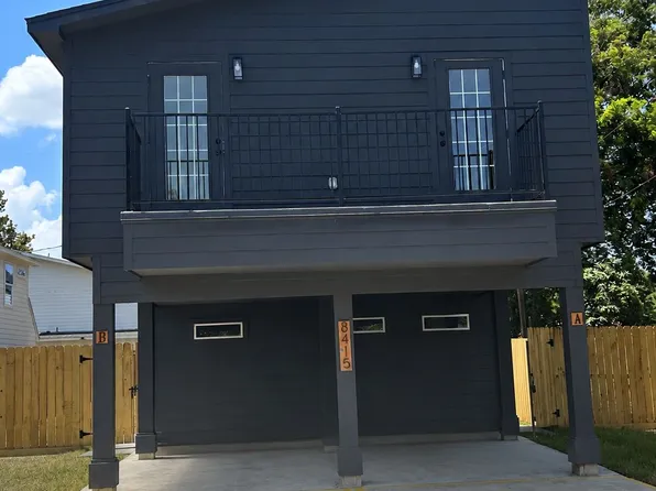 8415 Mahalia Dr Unit B, Houston, TX 77088