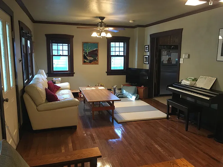 1382 S Green St — Photo 6