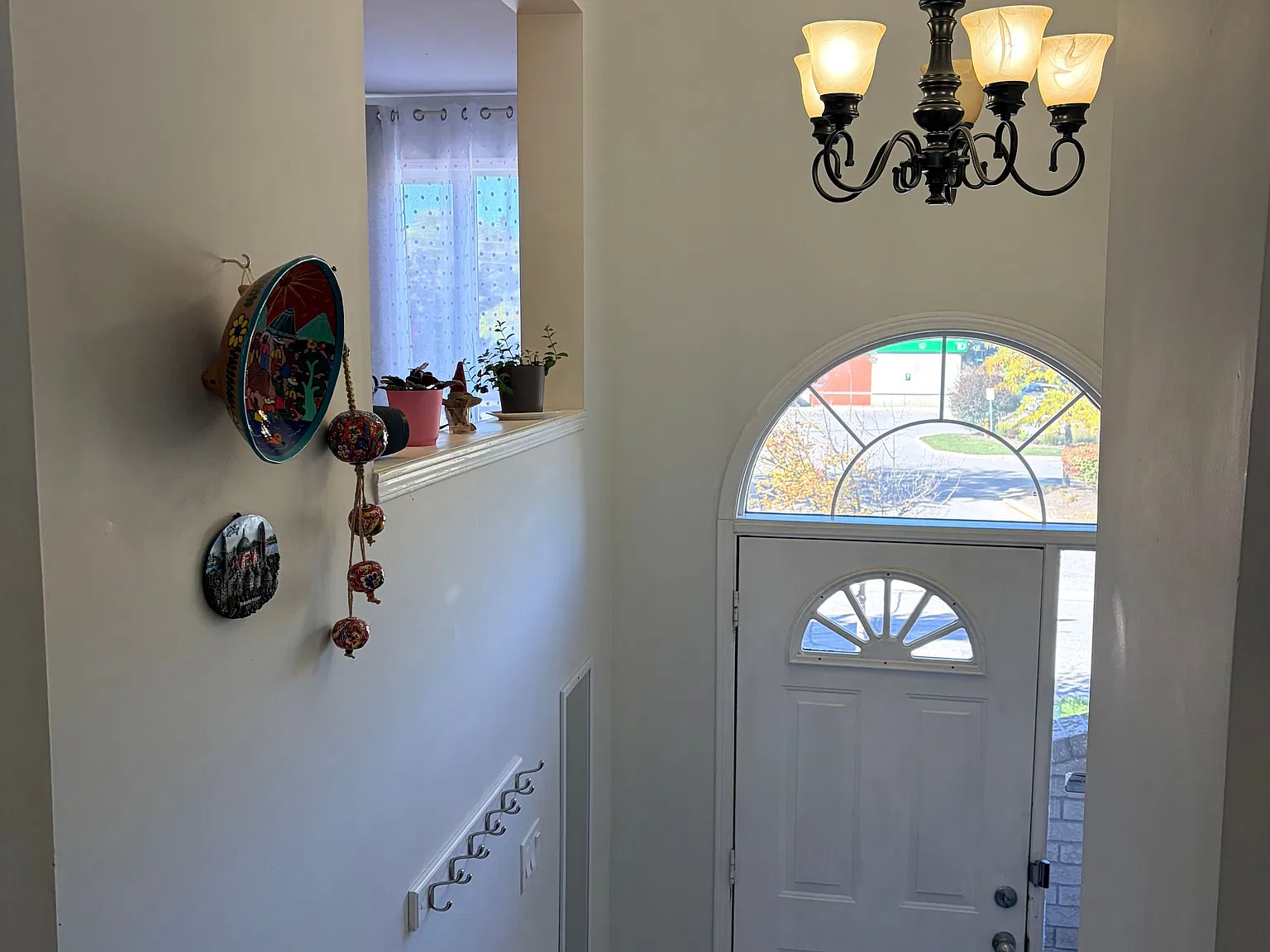6 bed, $3,950 — Photo 3