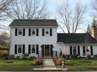 5256 Meadowbrook Dr, Mechanicsburg, PA 17050