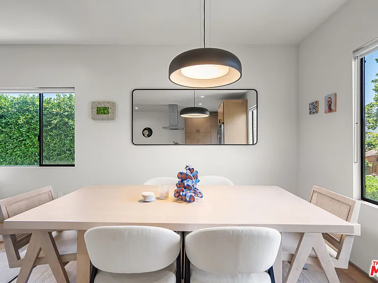 838 N Mansfield Ave #201 — Photo 8