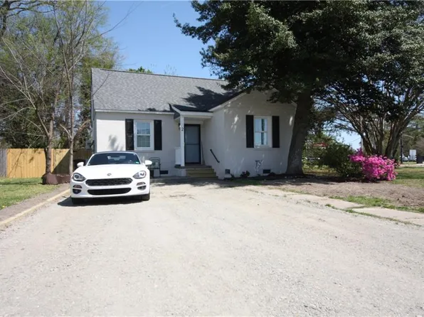 2 Monroe Dr, Hampton, VA 23669