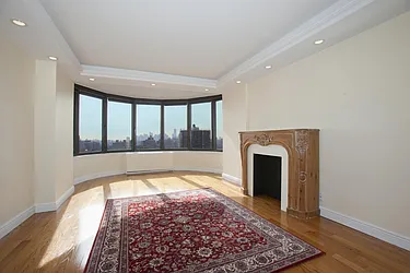 Rented by Olshan Realty