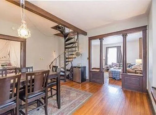 4 bed, 2315 sqft, $4,800 — Photo 4