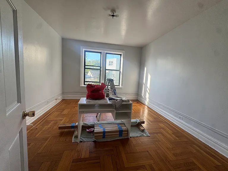 15 Radford St — Photo 3