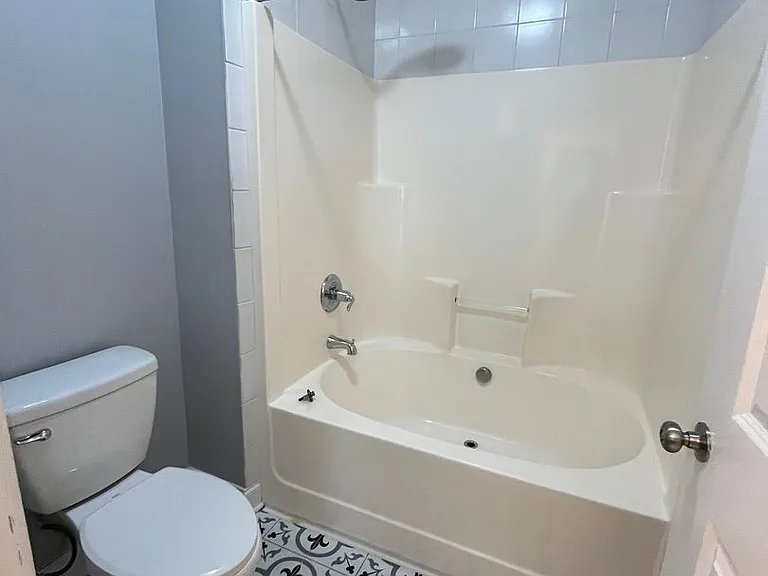 1934 Kenlock Dr — Photo 10