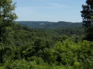 7 Rockfish Ln, Hilham, TN 38568