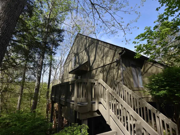 9126 S Pointe Ridge Ln #47, Bloomington, IN 47401