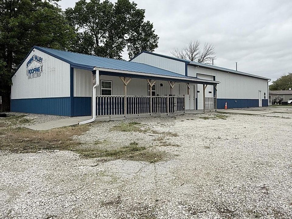 1st image of 232 Main St