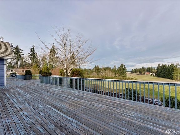 5th image of 17667 SE 303rd St