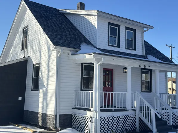 402 7th St, Salem, VA 24153