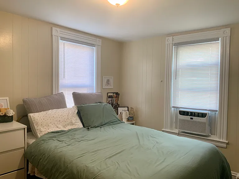 10 Victoria St #2 — Photo 17