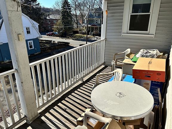 4th image of 84 Walker St #393