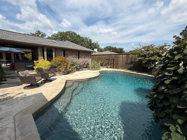 2328 Brennan Dr — Photo 1