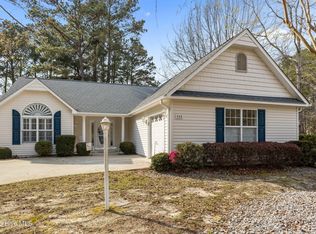 500 Windsong S, Swansboro, NC 28584