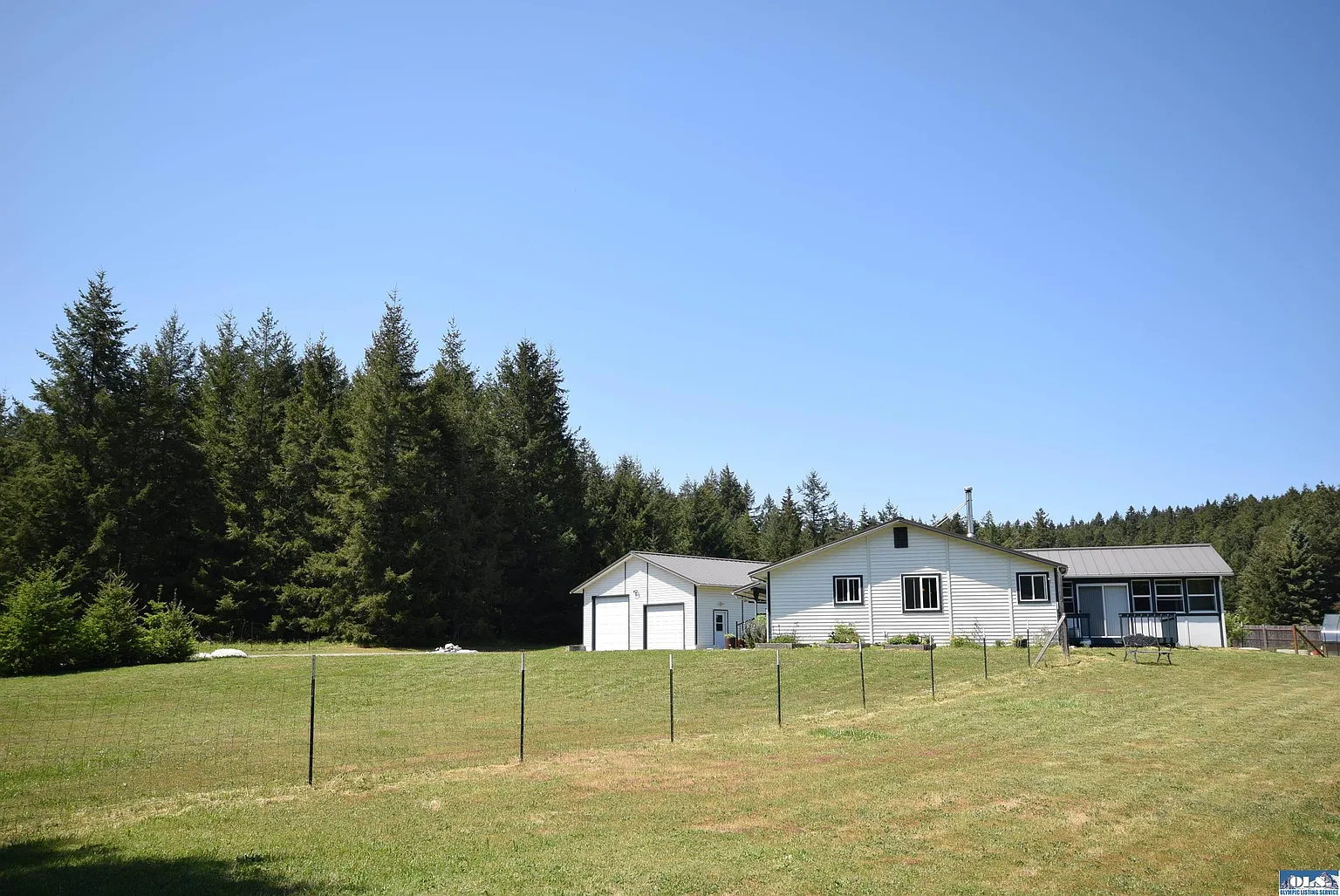 143 Eagle Creek Rd photo 1