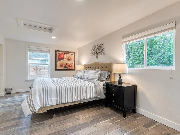 Oversize Main bedroom on main level with Cozy King Size Bed with 12" Thick Memory Foam Mattress!