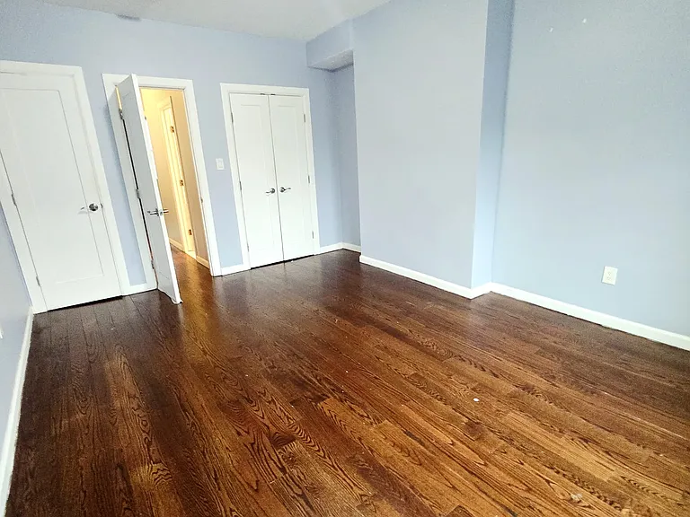 99 Clerk St #2A — Photo 6