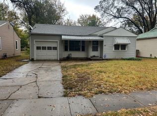 218 N Reno St, Haven, KS 67543