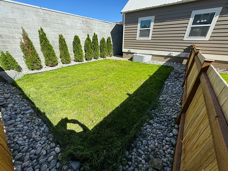 410 Kittitas St — Photo 11