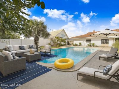 127 E Osceola Ln, Cocoa Beach, FL, 32931