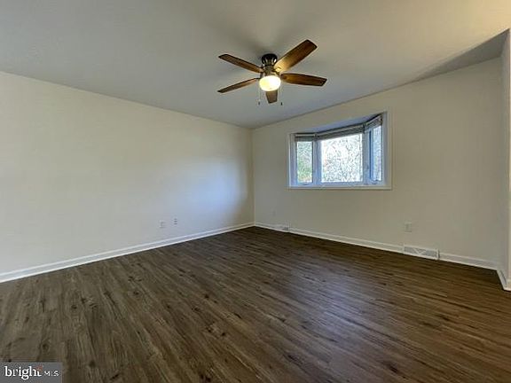 5th image of 804 Pine Ave