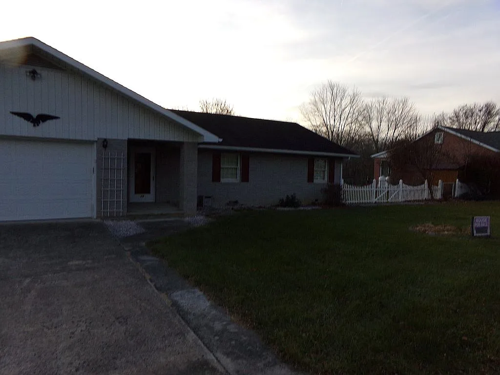 28 Riverview Dr photo 1