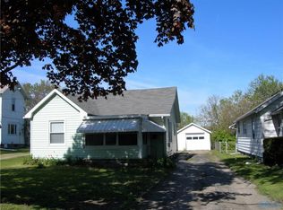 428 Oregon Rd, Northwood, OH 43619