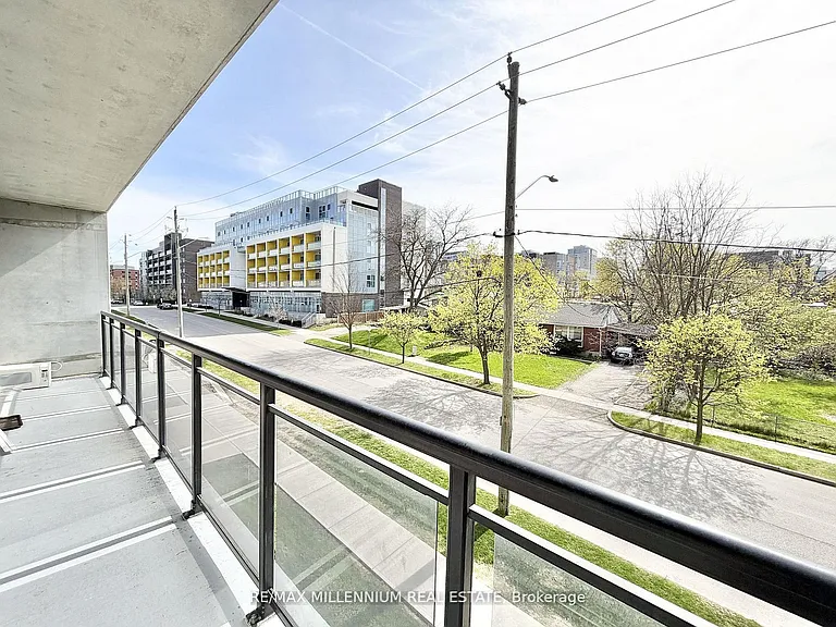 275 Larch St #F210 — Photo 11