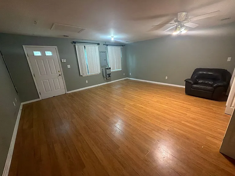 8 Lindner Ln — Photo 24