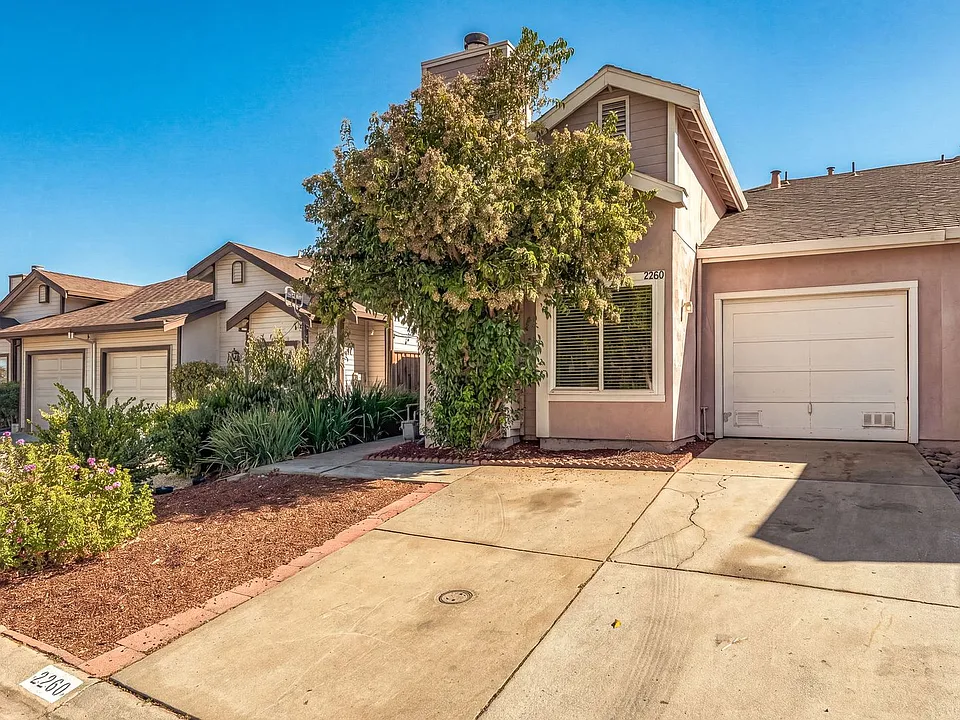 2260 Freya Dr