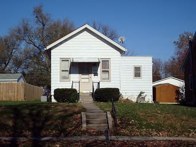 Home for Sale in Quincy, IL $59,900