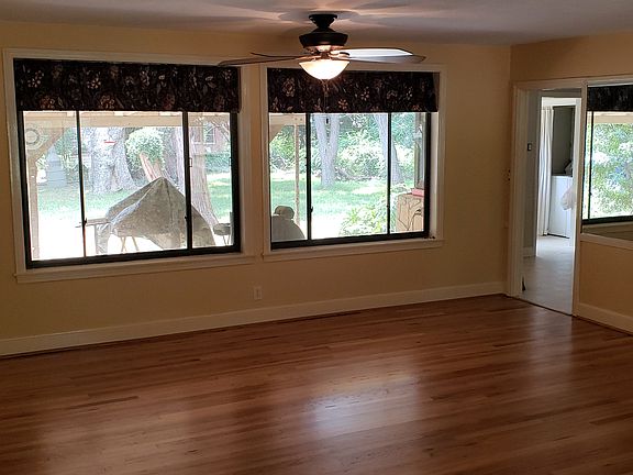5th image of 153 Pennsylvania Blvd