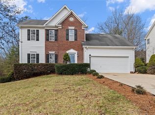 5410 Angel Oaks Dr, Winston Salem, NC 27105