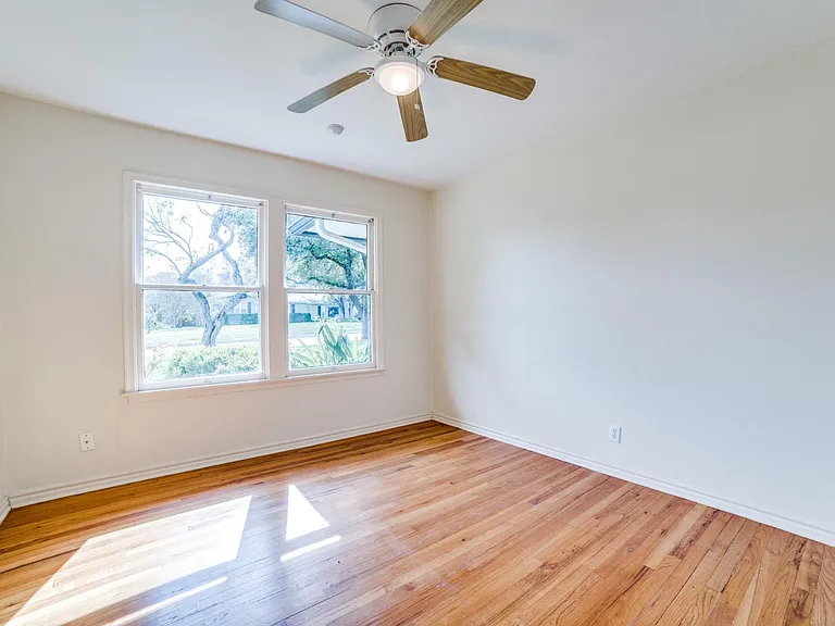 1149 Garraty Rd — Photo 15