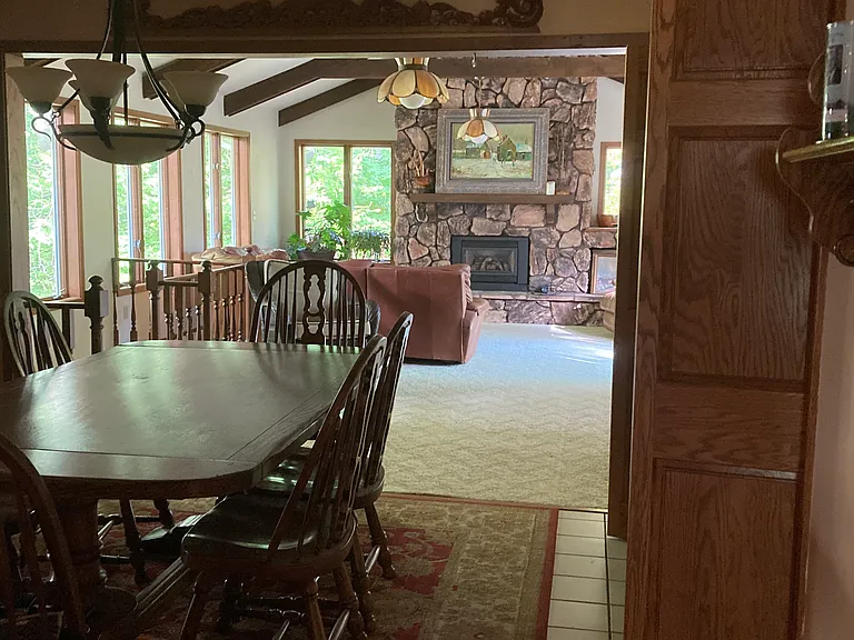 N Overland Rd — Photo 8