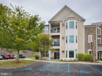 411 Creekside Dr, Brookhaven, PA, 19015