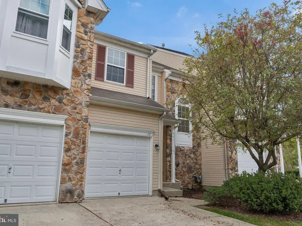 15 Wyndham Ct, Bordentown, NJ 08505